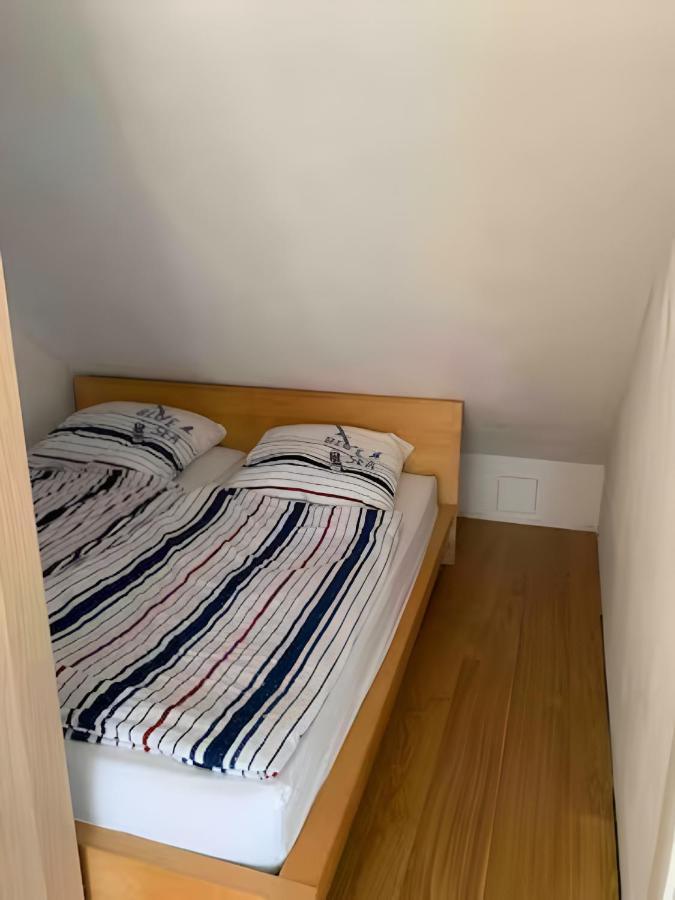 Zimmer 31Qm Inkl. Duschbad Hamburg Luaran gambar
